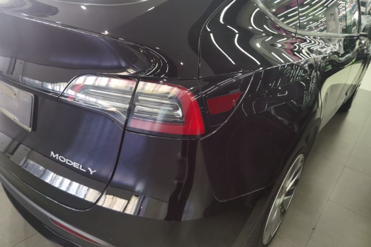 特斯拉 Model Y 2022款 后轮驱动版车身外观6006