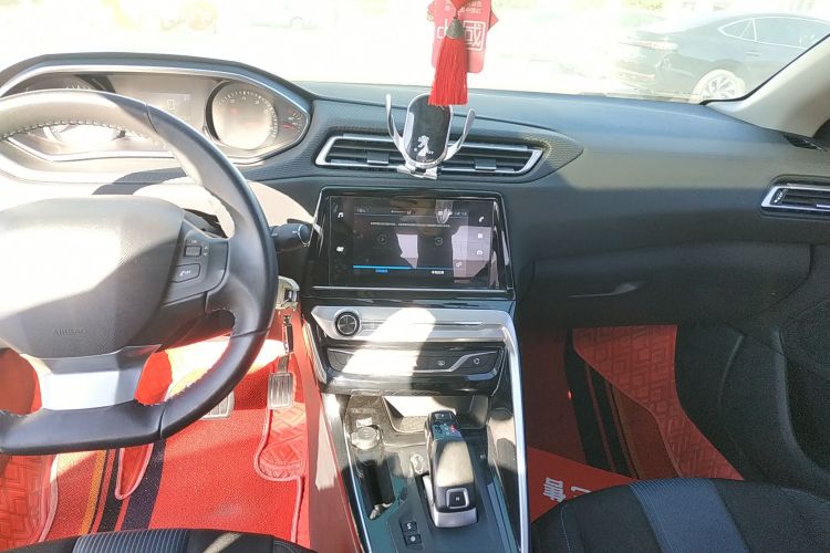 标致308 2019款 230THP 自动豪华版 国VI中控内饰16