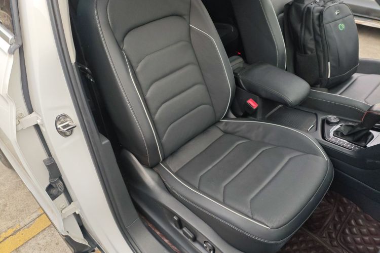 大众 途观L 2017款 380TSI 自动四驱旗舰版局部细节41