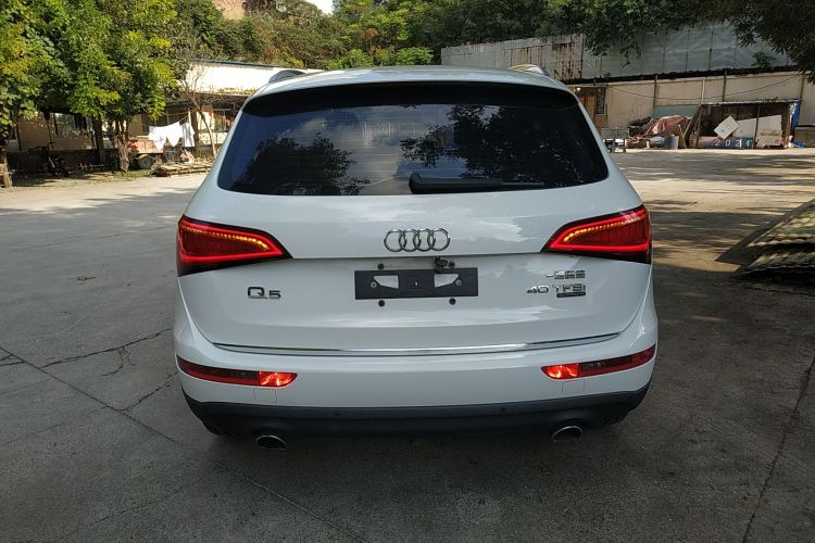 奥迪Q5 2017款 40 TFSI 进取型车身外观6