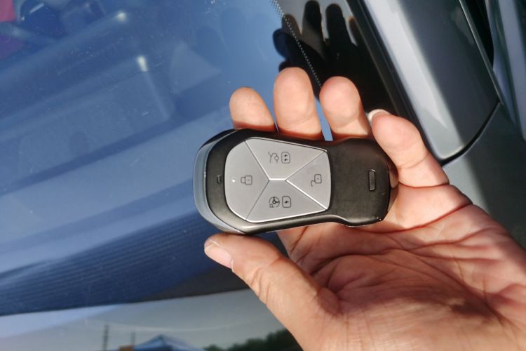 小鹏P7 2022款 625E中控内饰11