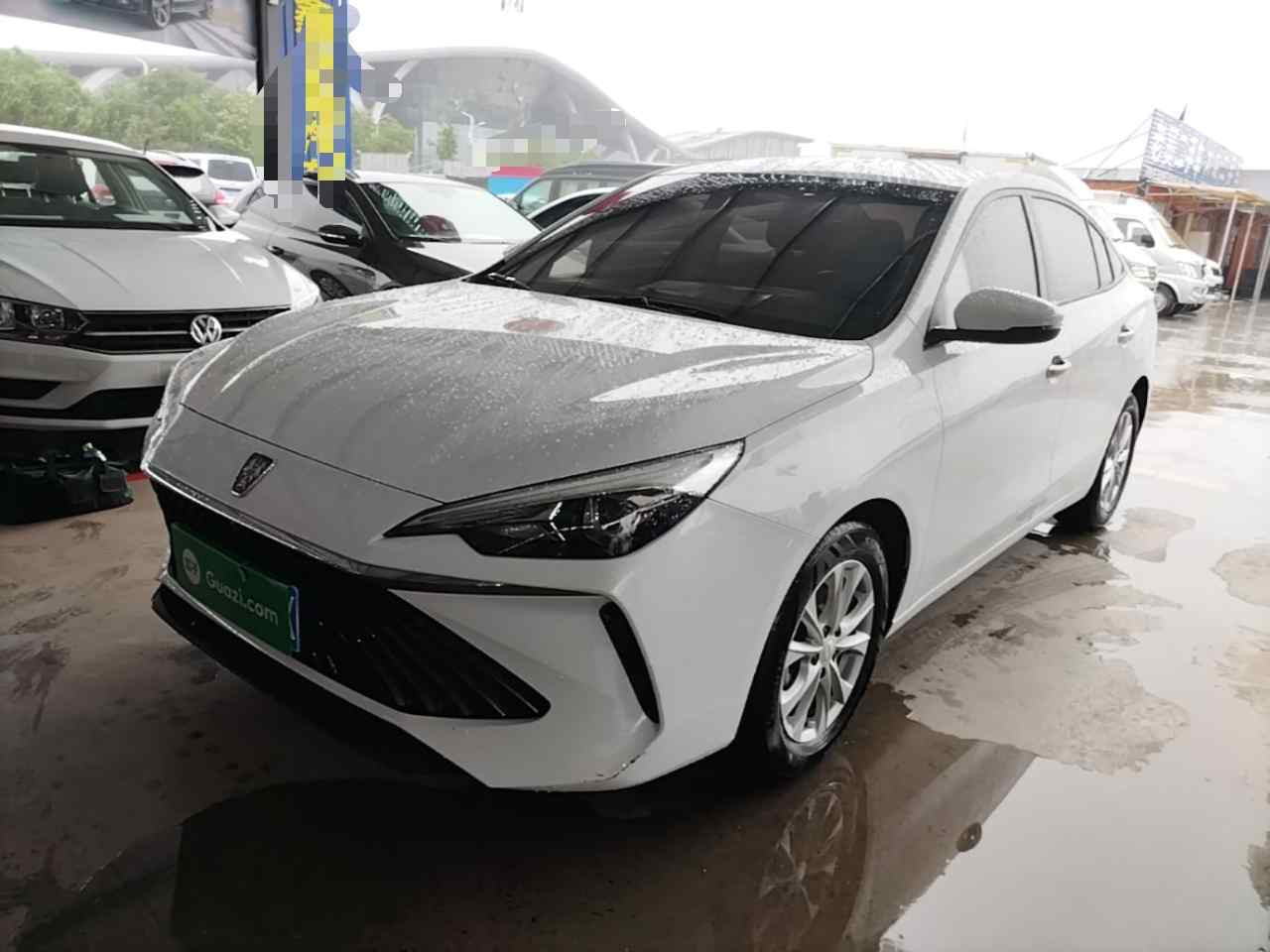 荣威i5 2023款 1.5L 手动舒享版(2)
