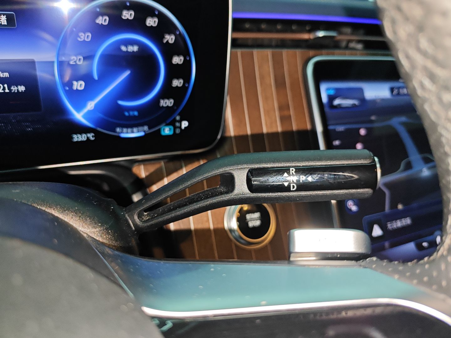 奔驰EQE 2022款 350 先锋版