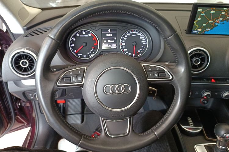 奥迪A3 2016款 Limousine 35 TFSI 领英型中控内饰13