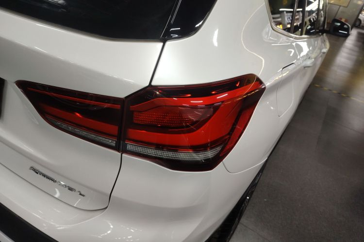 宝马X1 2020款 xDrive25Li 尊享型车身外观6004