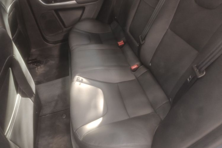 沃尔沃S60 2019款 S60L T5 智远版中控内饰7004