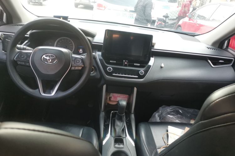 丰田 锋兰达 2022款 2.0L CVT领先版中控内饰12