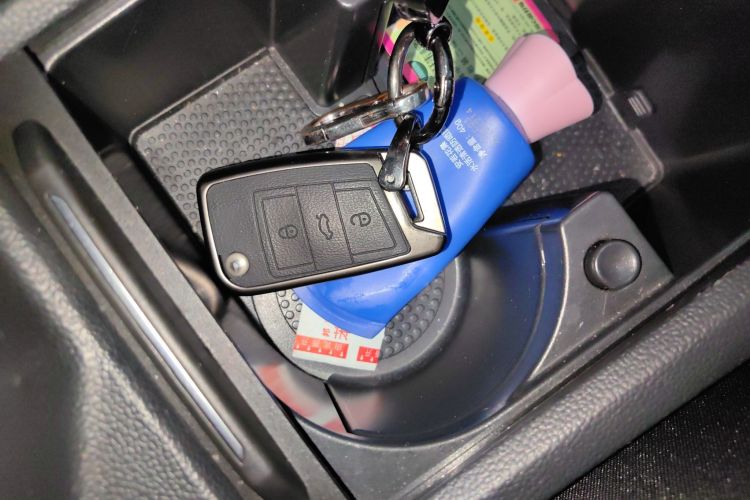 大众 速腾 2020款 280TSI DSG舒适型 国VI中控内饰7001