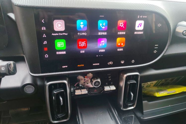 哈弗大狗 2021款 2.0T DCT四驱中华田园犬版中控内饰16