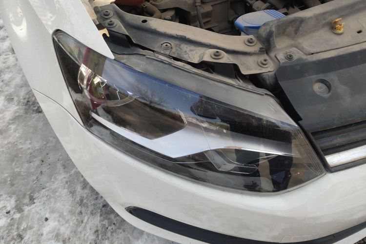 大众 Polo 2016款 1.4L 手动风尚型车身外观8