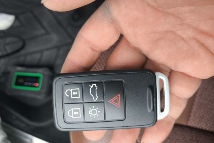 沃尔沃XC60 2017款 T5 智行版中控内饰7001