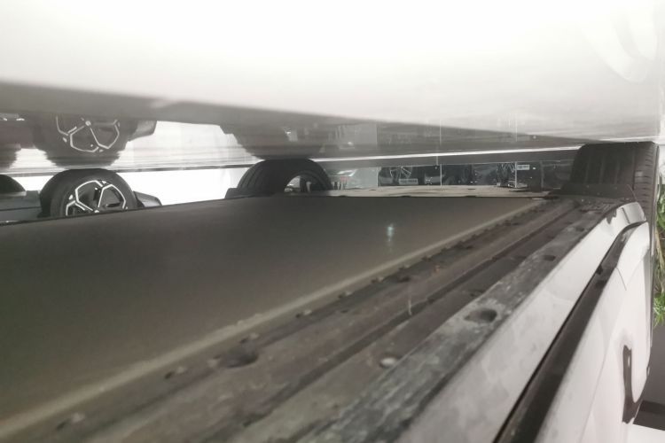 小米汽车 小米YU7 2025款 超长续航高性能四驱Max版局部细节9001