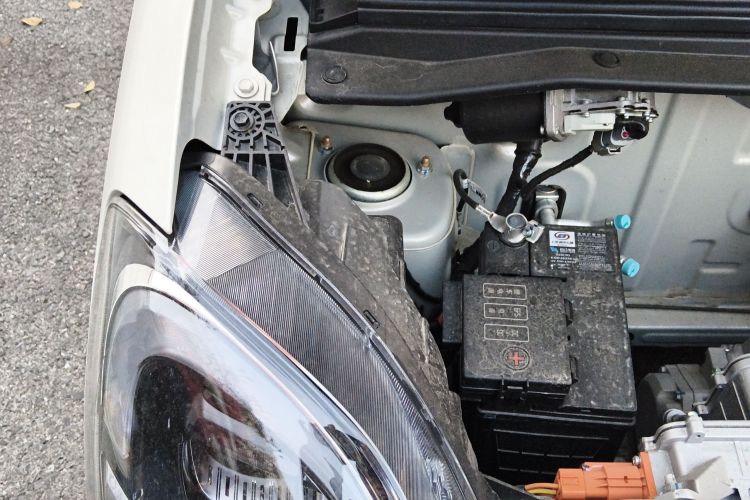 五菱汽车 宏光MINIEV 2025款 四门版 进阶款局部细节9006