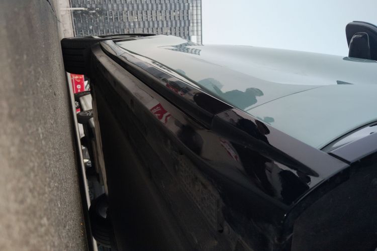 小米汽车 小米YU7 2025款 超长续航高性能四驱Max版局部细节9001