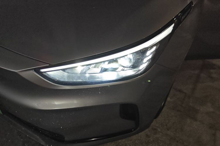 吉利几何C 2022款 蓝莓C400局部细节36