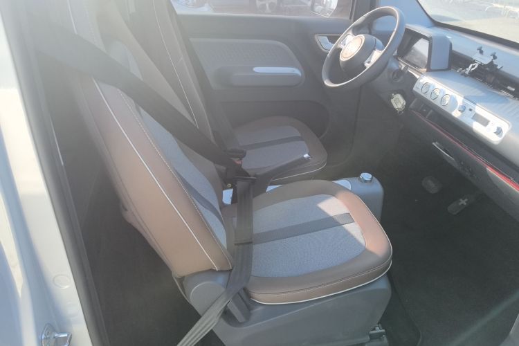 五菱汽车 宏光MINIEV 2022款 GAMEBOY 200km 玩咖款 磷酸铁锂局部细节41