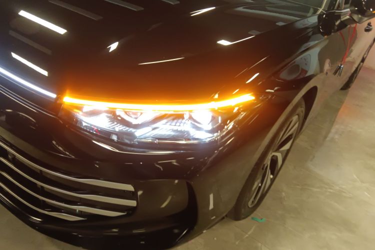 大众 帕萨特 2025款 Pro 380TSI 龙耀版局部细节36