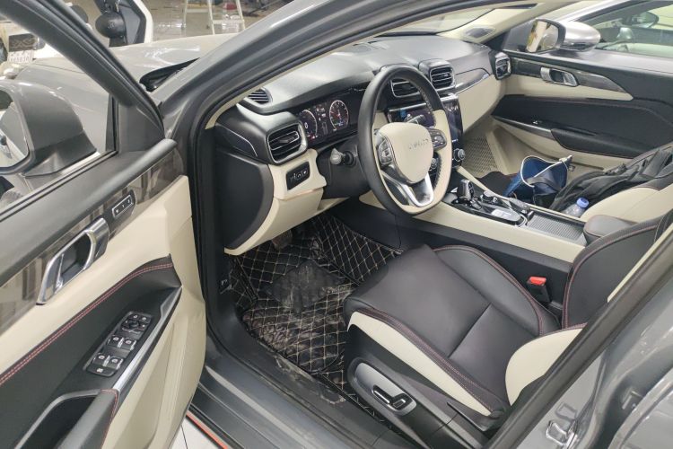 领克02新能源 2021款 1.5T PHEV Pro中控内饰7003