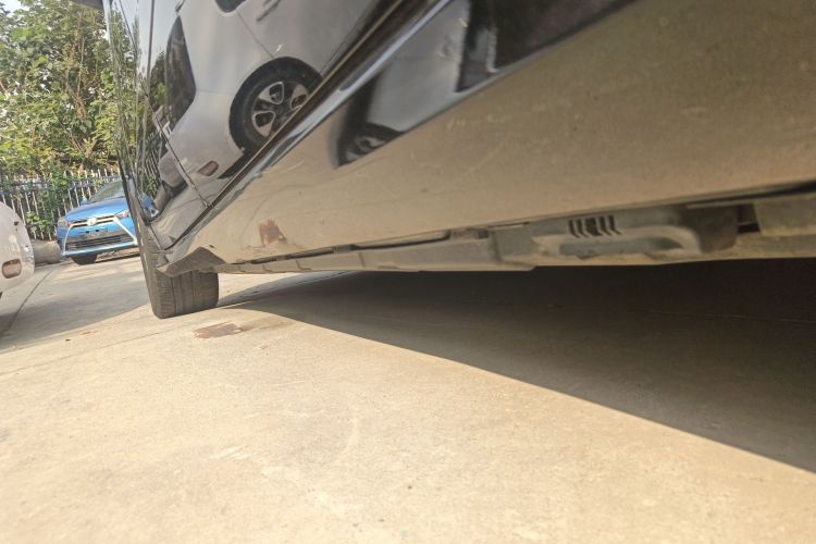 奔驰R级 2011款 R 300 L 商务型局部细节9002