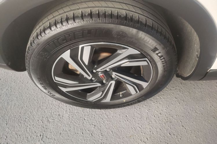 红旗HS5 2022款 改款 2.0T 智联旗享版车身外观56