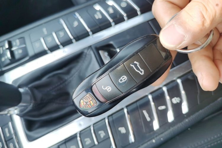 保时捷 2017款  Macan 2.0T中控内饰7001