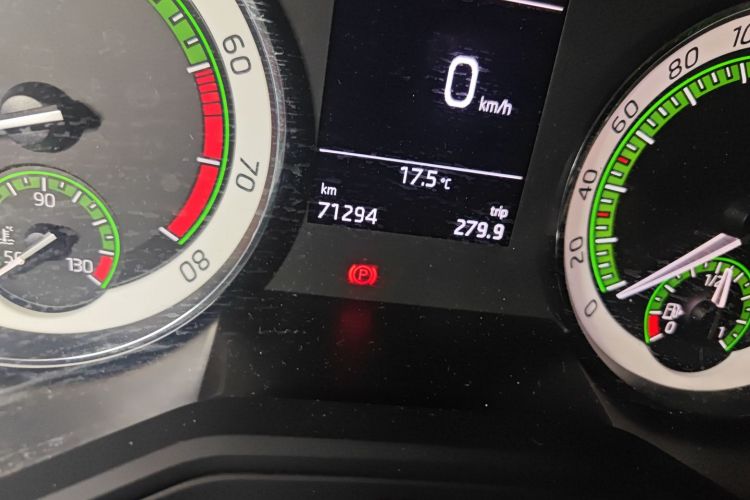 斯柯达 速派 2018款 TSI280 DSG舒适版 国V中控内饰15