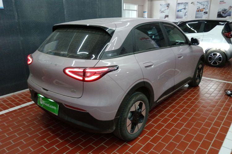 吉利银河 星愿 2025款 UP 410km 探索版车身外观6005