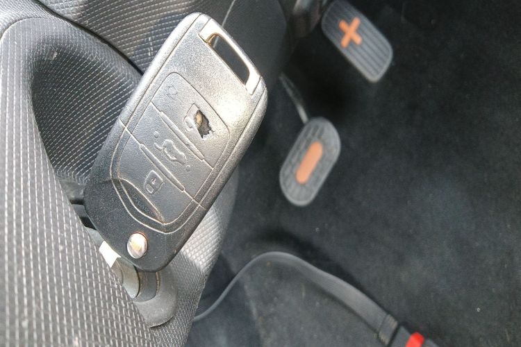 五菱汽车 宏光MINIEV 2021款 马卡龙臻享款 三元锂中控内饰7001