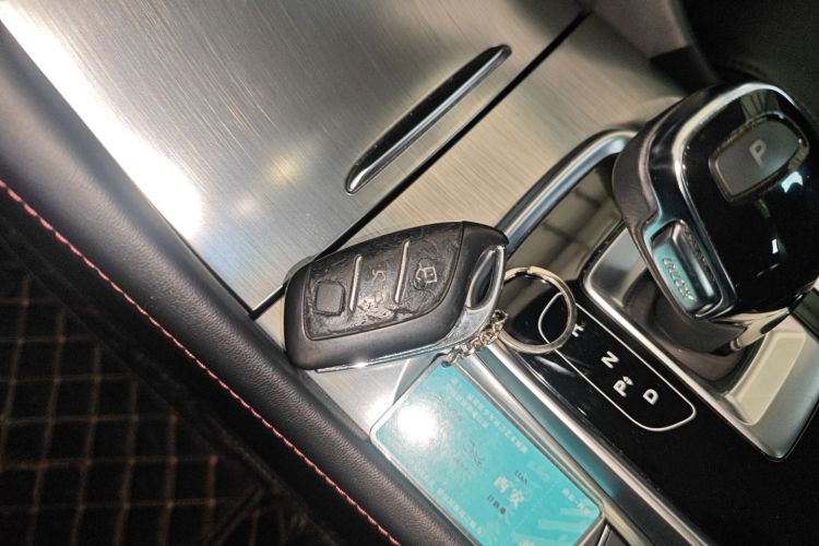 名爵HS新能源 2020款 eHS 1.5T e-Plus中控内饰11