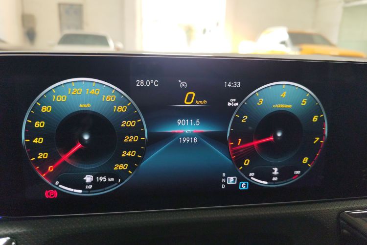 奔驰A级 2022款 改款三 A 200 L 运动轿车时尚型局部细节14