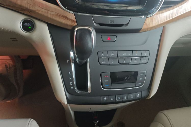 别克GL8 2017款 ES 28T 舒适型 国V局部细节18