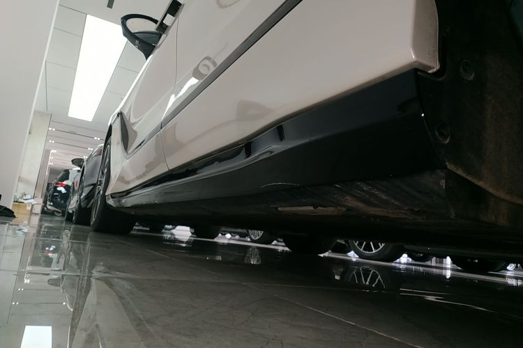 腾势Z9GT 2024款 1100四驱Max版局部细节9002