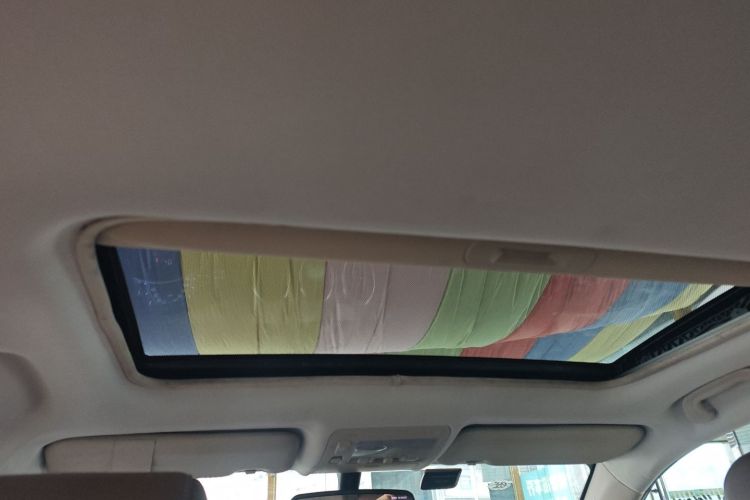 比亚迪S7 2015款 1.5T 升级版 手动尊贵型中控内饰22