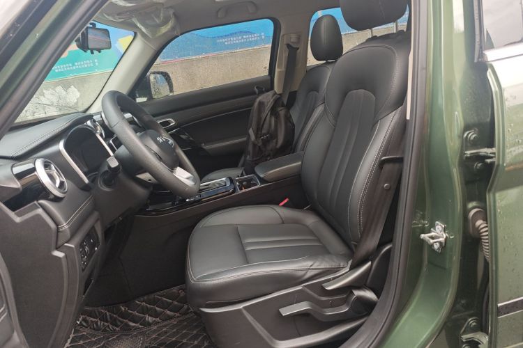 北京越野 北京BJ30 2021款 1.5T 狼小美版中控内饰19