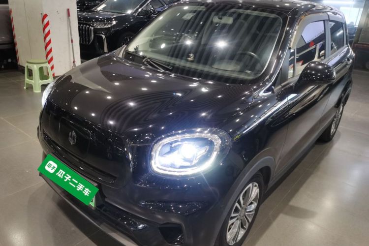 零跑汽车 零跑T03 2021款 400舒享版车身外观1