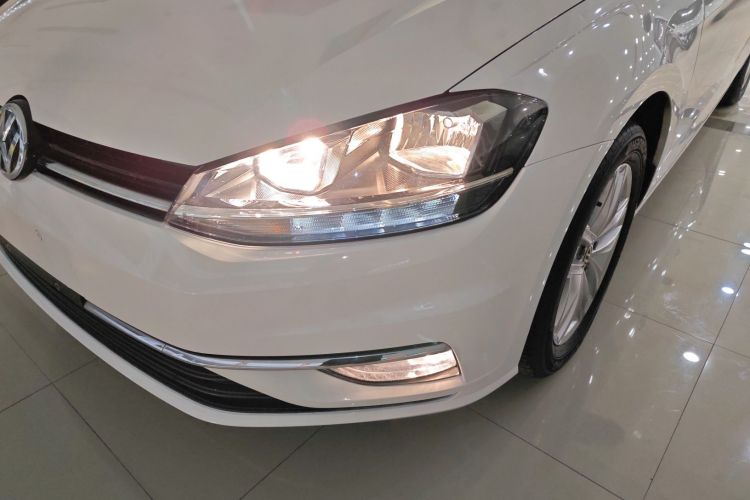 大众 高尔夫 2019款 200TSI DSG舒适进取版 国VI局部细节36