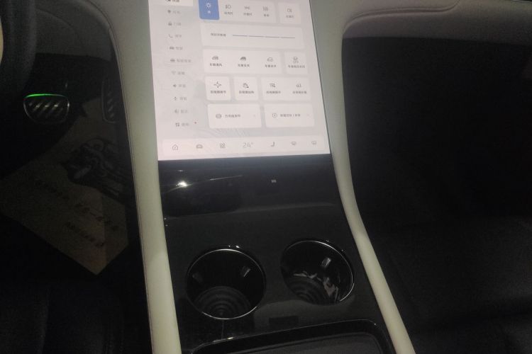 智己汽车 智己LS7 2023款 77kWh Urban Fit后驱版局部细节18