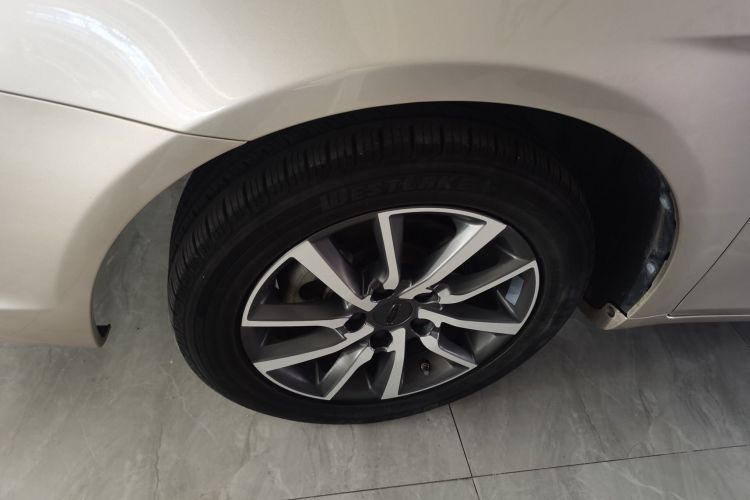 吉利汽车 帝豪 2020款 1.5L 手动向上版车身外观6007