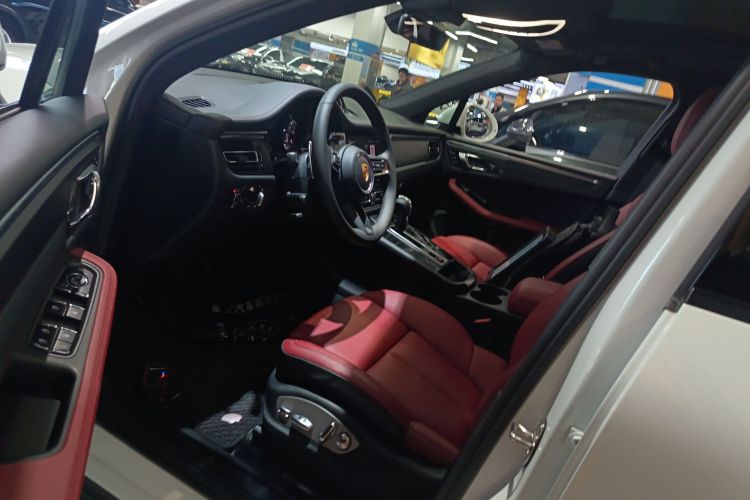 保时捷 2022款 Macan 2.0T中控内饰20