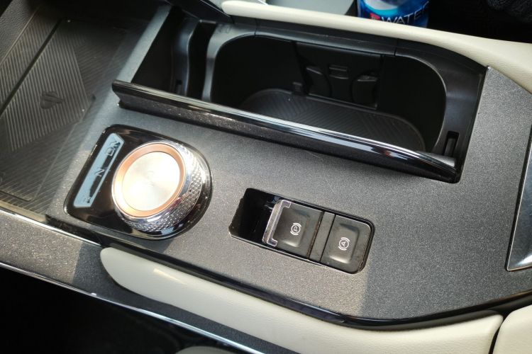 哈弗H6 2021款 第三代 1.5T 自动两驱Supreme局部细节18