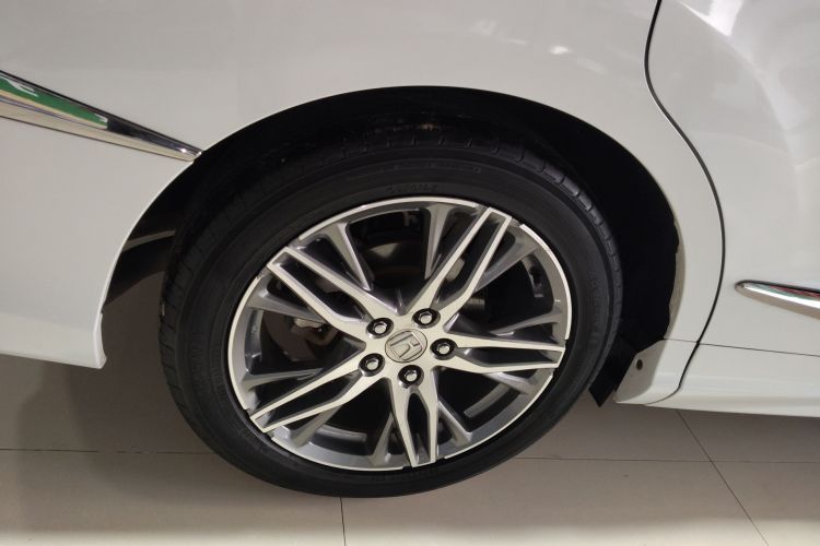 本田 艾力绅 2019款 2.0L 混动豪华版车身外观6008