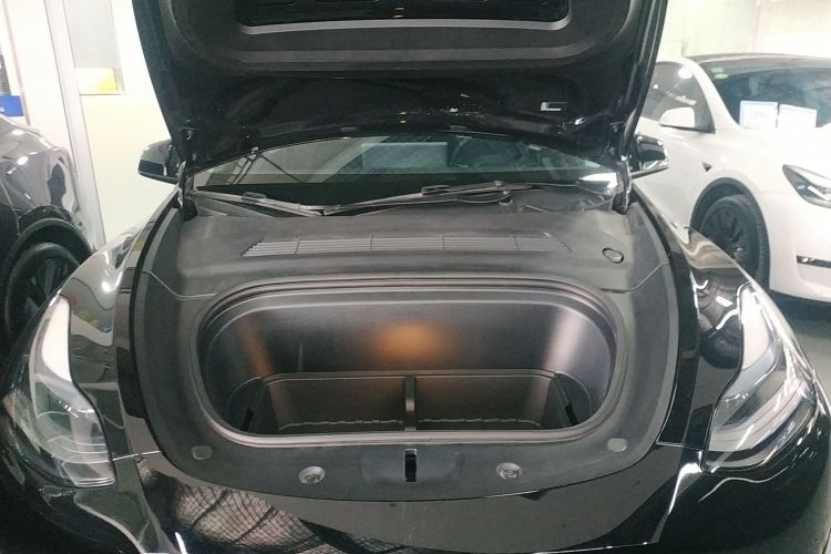 特斯拉 Model Y 2022款 后轮驱动版机舱底盘24
