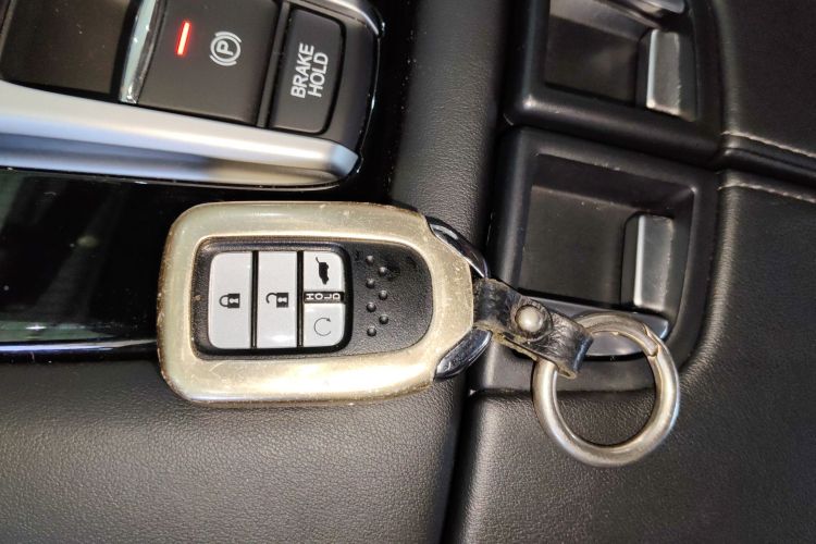 本田UR-V 2017款 370TURBO 两驱尊贵版 国V中控内饰11