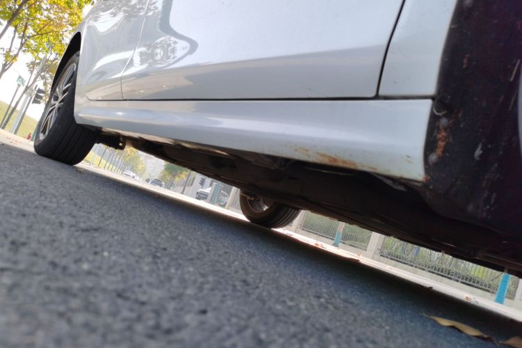 比亚迪 秦PLUS 2021款 DM-i 55KM 旗舰型局部细节9001