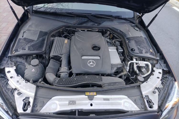 奔驰C级 2017款 改款 C 200 运动版局部细节24