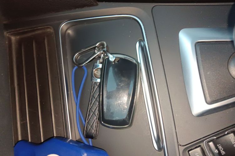 宝马3系 2019款 320Li M运动套装中控内饰11