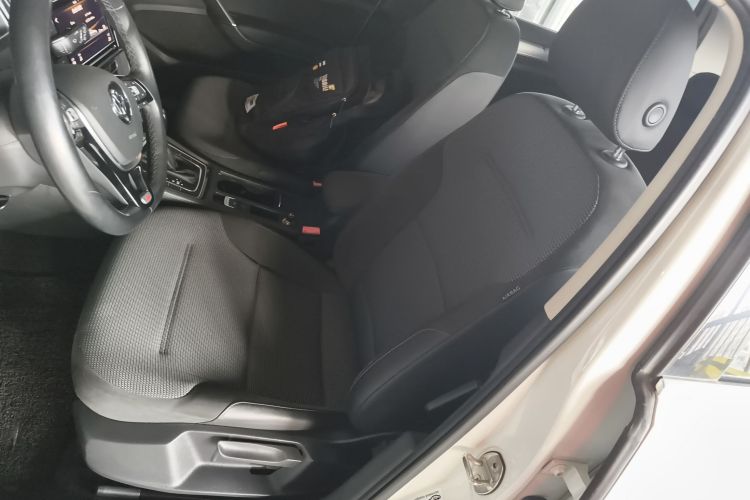 大众 高尔夫 2019款 280TSI DSG舒适型 国VI局部细节19