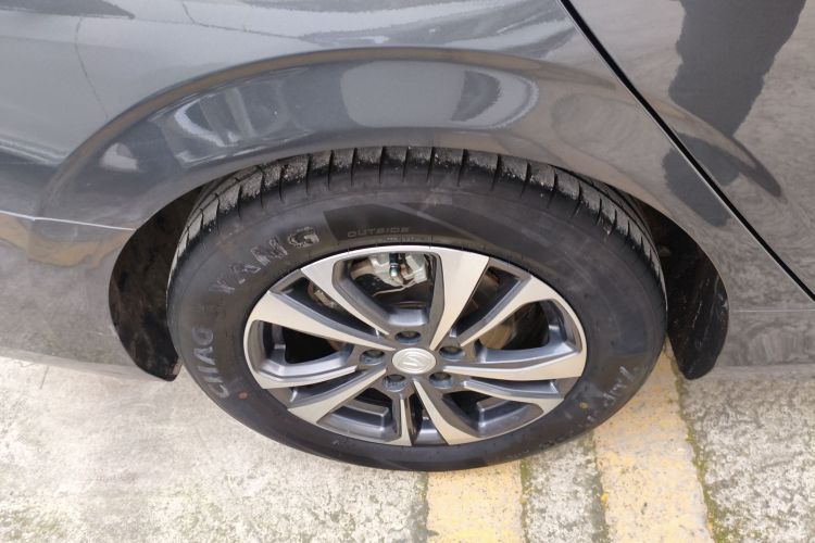 长安 逸动 2022款 PLUS 蓝鲸NE 1.4T GDI DCT尊贵版车身外观6008