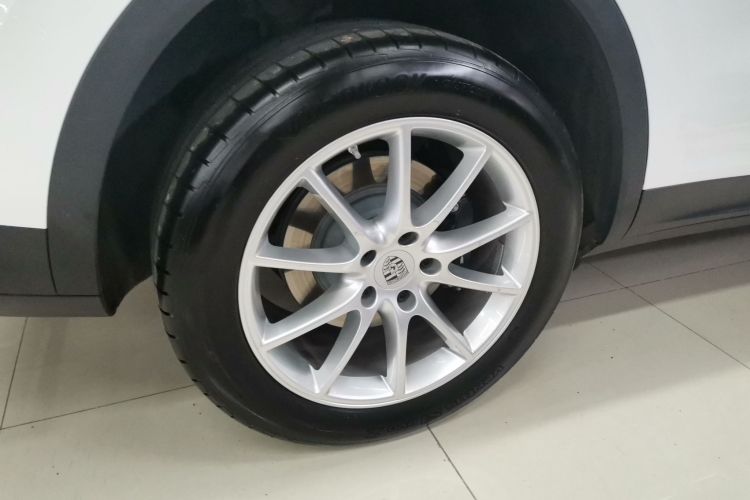 保时捷 2024款 Cayenne 3.0T车身外观6007