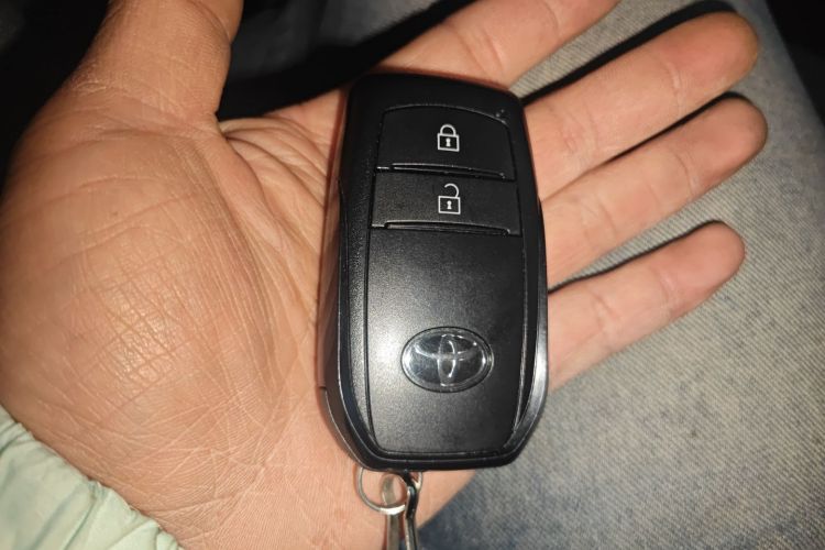 丰田 锋兰达 2024款 2.0L CVT领先plus版中控内饰7001